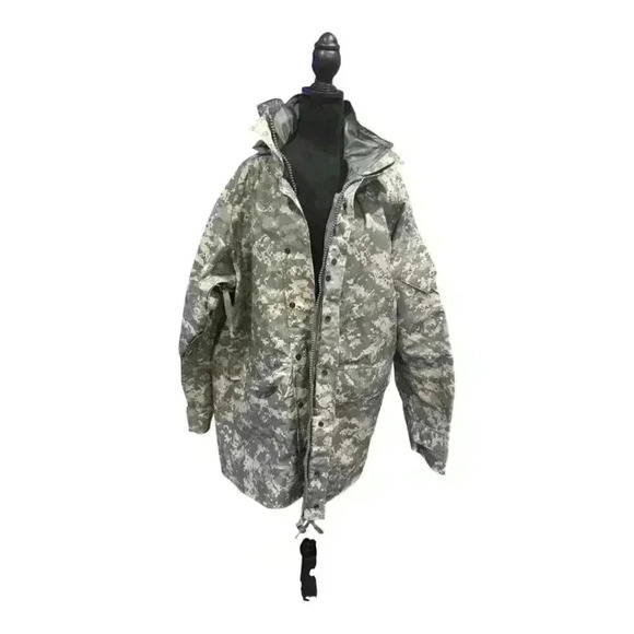 Camouflage Parka in Size Large Long - Picture 1 of 11
